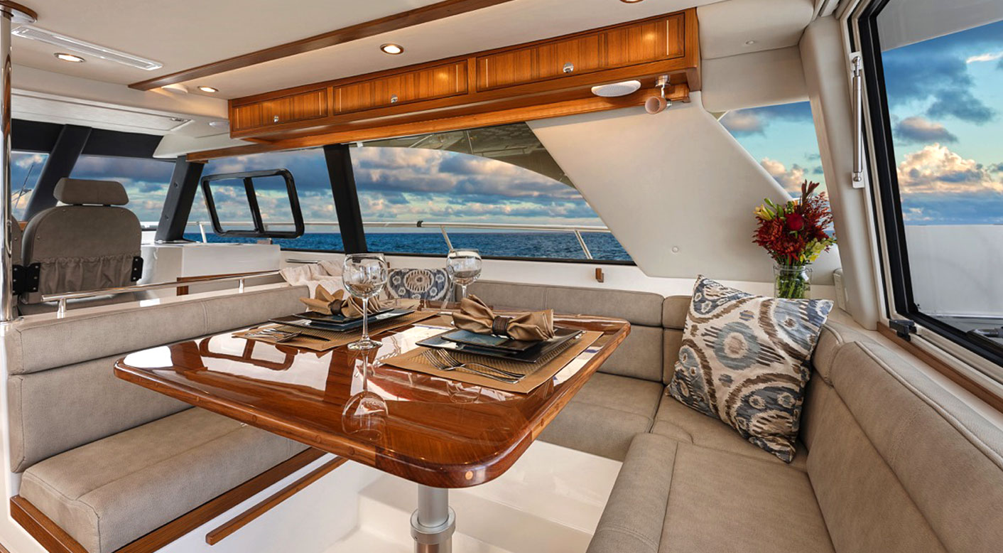aspen catamaran dinette seating