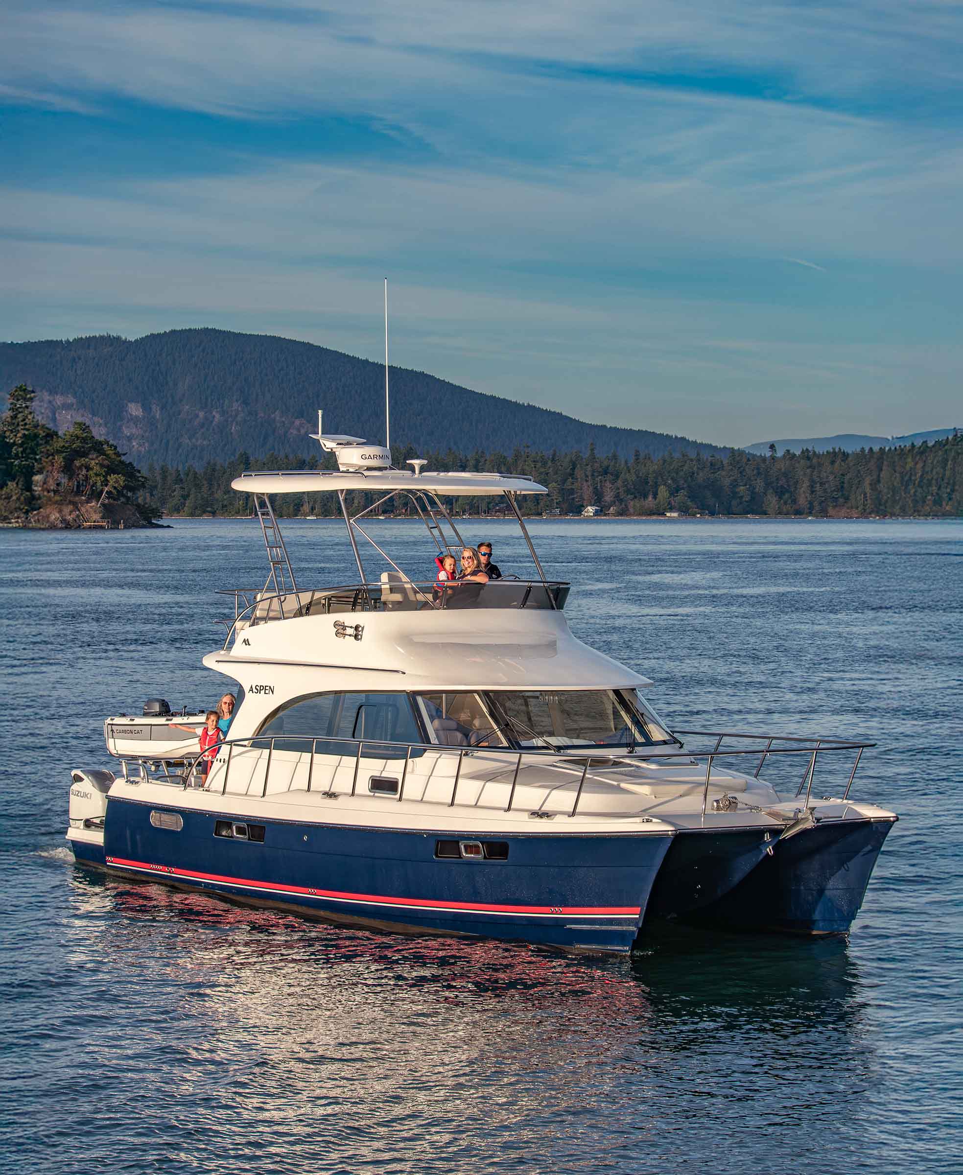 Aspen Power Catamaran's Hulls are Designed for comfort and stability. 